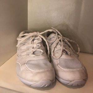 Nfinity Halo Defiance Cheer Shoes